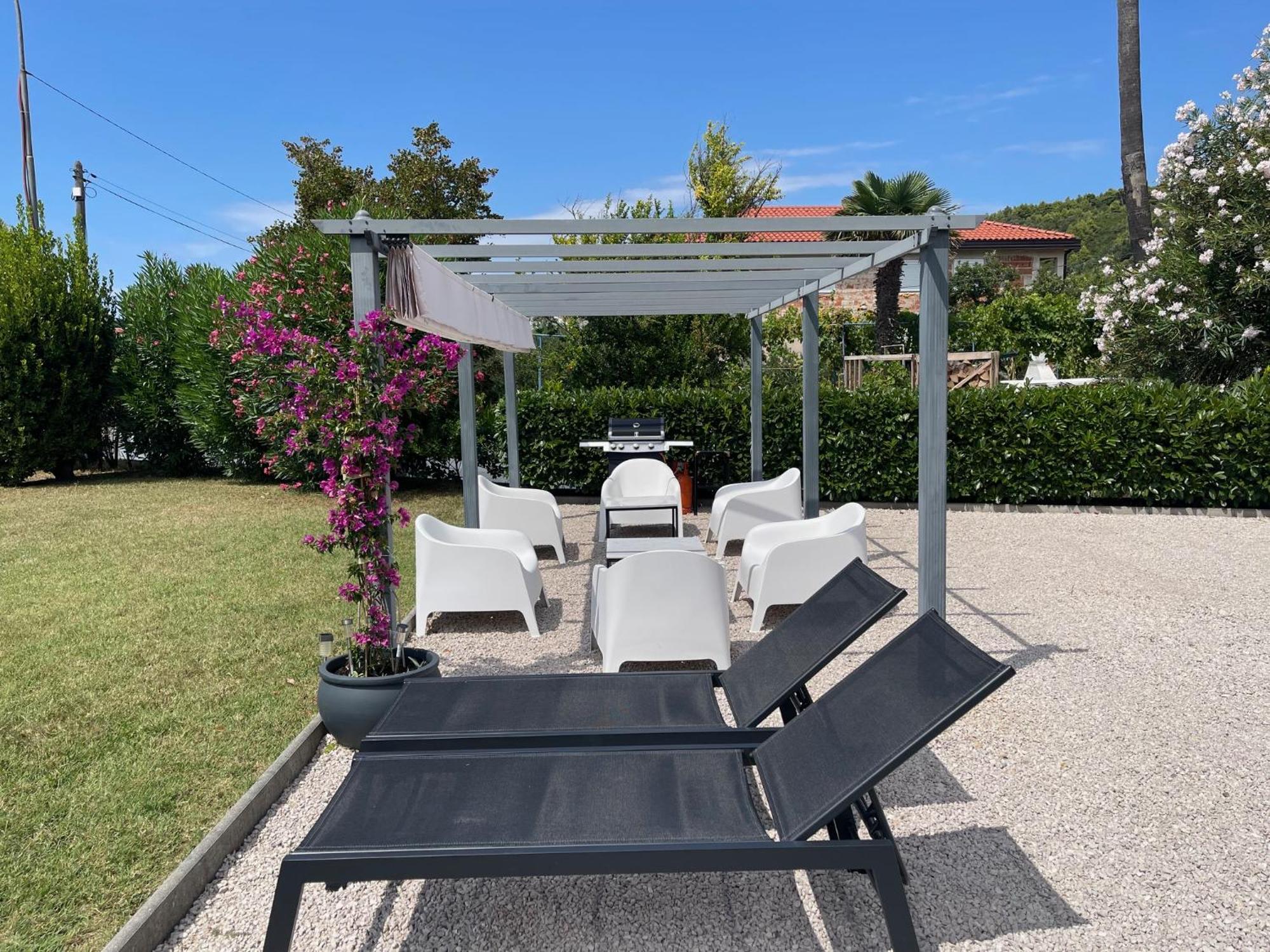 Rab Island Apartmets - Palit Rab Town Bagian luar foto