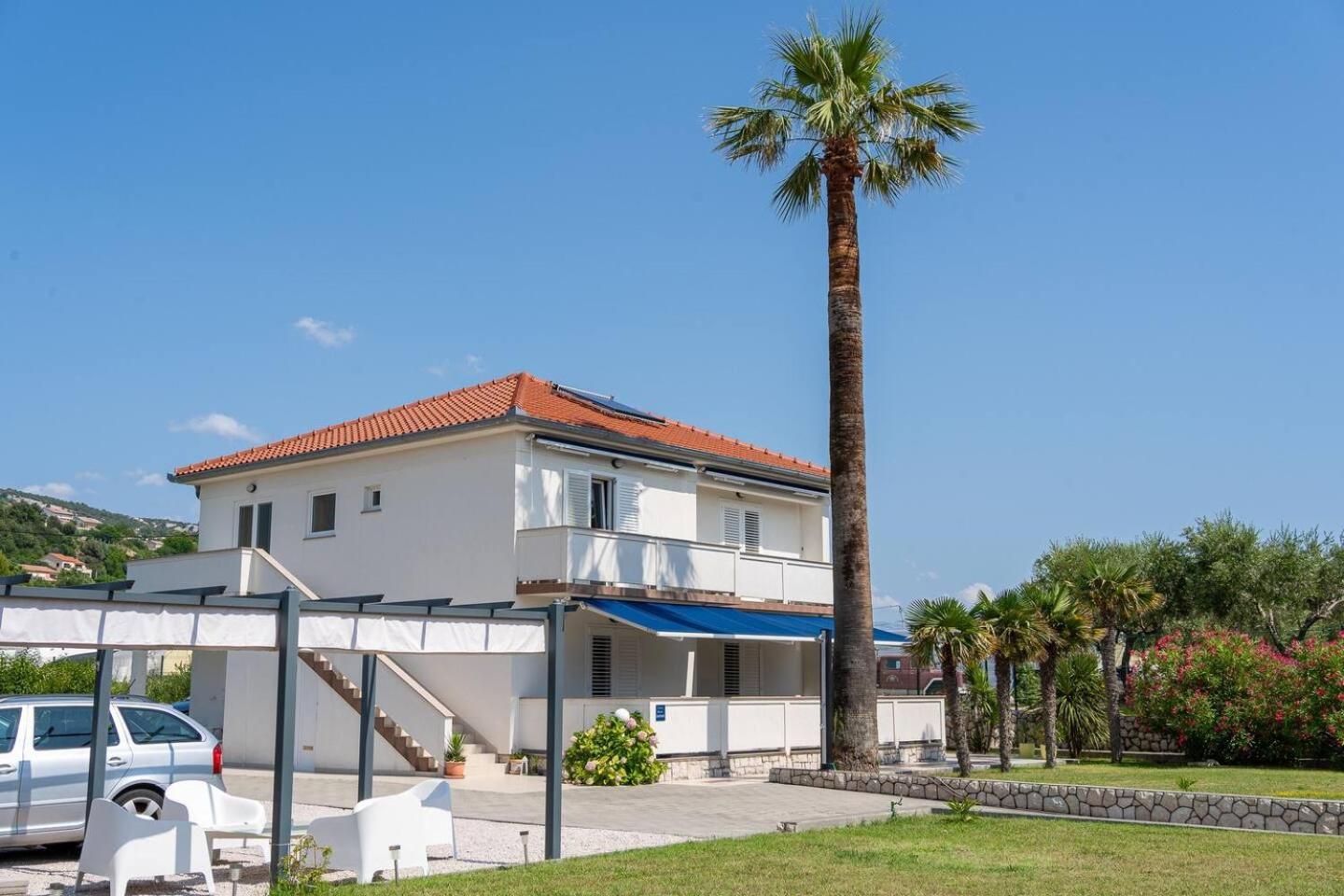 Rab Island Apartmets - Palit Rab Town Bagian luar foto