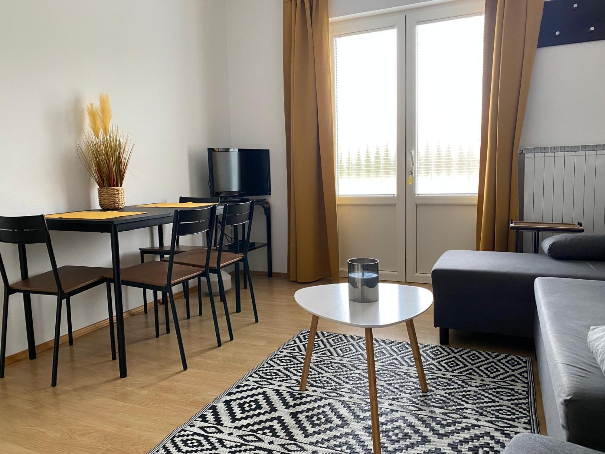 Rab Island Apartmets - Palit Rab Town Bagian luar foto